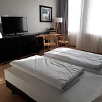 Hotel East