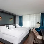 East 4*
