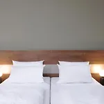 East 4*