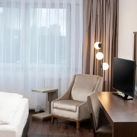 Hotel East Berlin